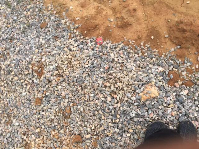 分享一棟雙拼別墅設計圖，村里的地標建筑。