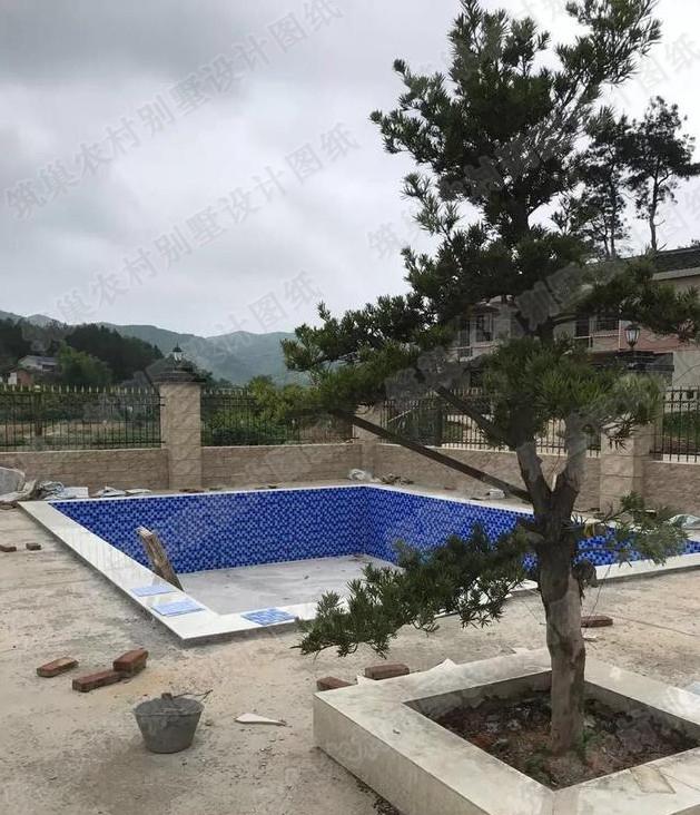 4款三層農(nóng)村住宅設(shè)計圖，帶豪華臥室套房+車庫+挑空客廳，想要的應有盡有