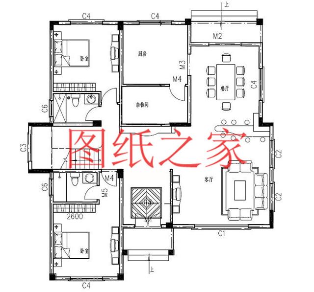 非常引人注目的三層別墅，200平米左右的大戶型，絕對與眾不同！