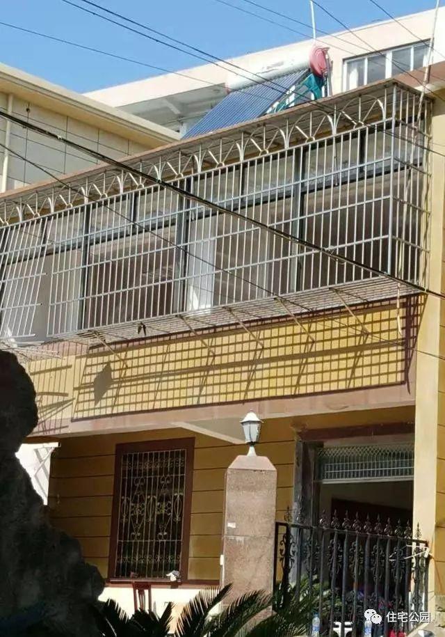 農村三層經典簡歐別墅設計圖，簡單大氣，新建起來的房子就是不一般，處處都透露著高級感。