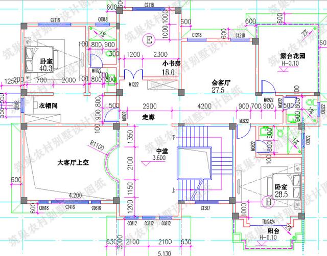 經典熱款三層別墅設計圖，多露臺+挑空客廳設計。