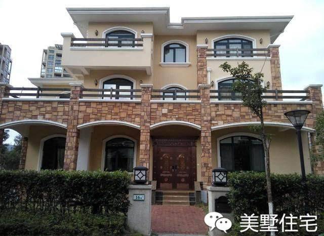 分享幾張江蘇的老板建房實(shí)拍圖，大氣美觀，很受農(nóng)村朋友的青睞