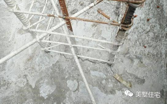 家里的樓板、頂板老是有裂縫？農村施工隊竟這樣做混凝土！