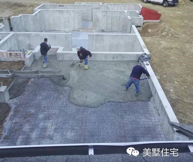 家里的樓板、頂板老是有裂縫？農村施工隊竟這樣做混凝土！