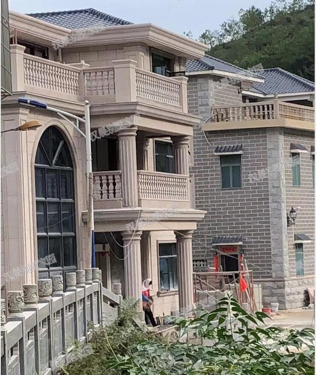 別墅建成之后比效果圖還好看！14.1X11.3米才40萬真是優秀！