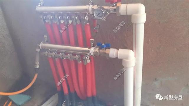 農(nóng)村小伙花2萬(wàn)給別墅裝地暖，用30年都沒(méi)問(wèn)題，省錢(qián)又舒適