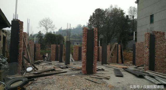 有錢就是好，泰州汪總蓋的帶地下車庫(kù)現(xiàn)代別墅，鄰居看了都坐不住！