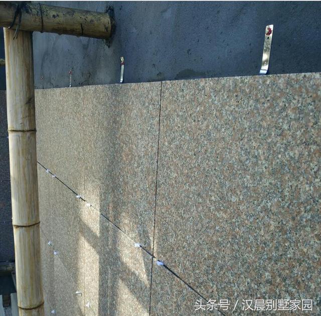 有錢就是好，泰州汪總蓋的帶地下車庫(kù)現(xiàn)代別墅，鄰居看了都坐不住！