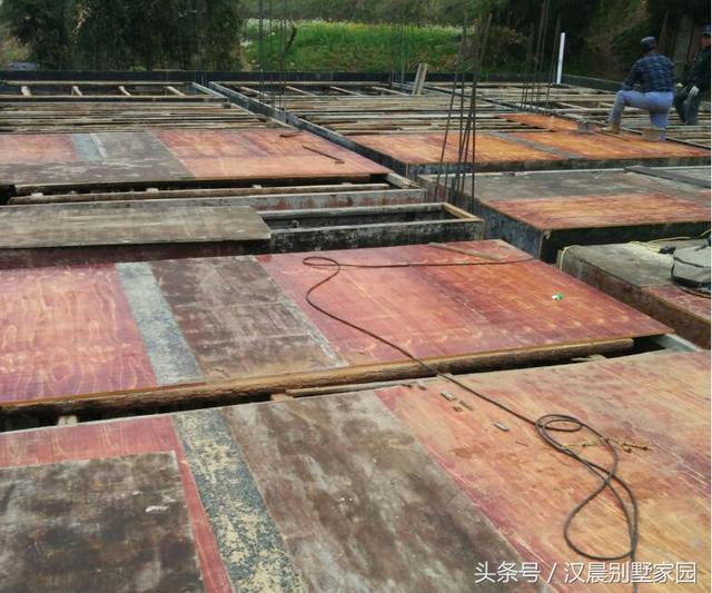 有錢就是好，泰州汪總蓋的帶地下車庫(kù)現(xiàn)代別墅，鄰居看了都坐不住！