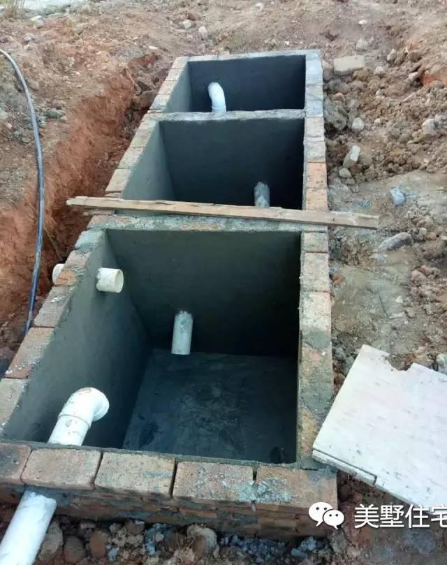 農(nóng)村自建小別墅，排污問題是關鍵！兩分鐘教你學會建化糞池！