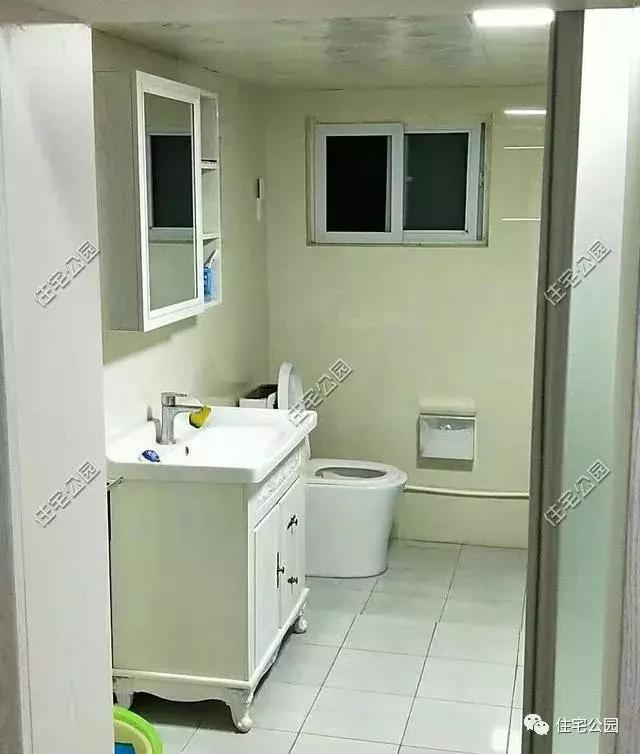 江蘇農(nóng)村花了50萬(wàn)建成的平房別墅，這樣光伏發(fā)電的屋面見(jiàn)過(guò)么