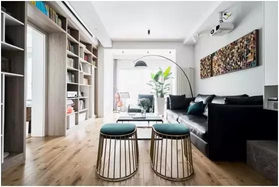 農村自建二層小別墅，帶豪華露臺20多萬就能建成，精致又漂亮！