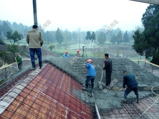 剛建幾年的房子，墻體和樓板就開裂了，這是什么原因？