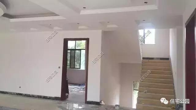 40萬建成農(nóng)村養(yǎng)老別墅，全村唯一的挑空客廳，真是美滋滋的！