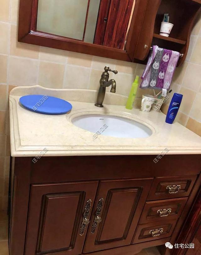 為了回老家工作的女兒，江西父母建三層別墅，小院裝修全做好120萬