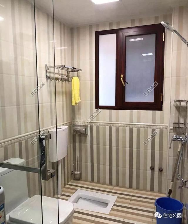 為了回老家工作的女兒，江西父母建三層別墅，小院裝修全做好120萬