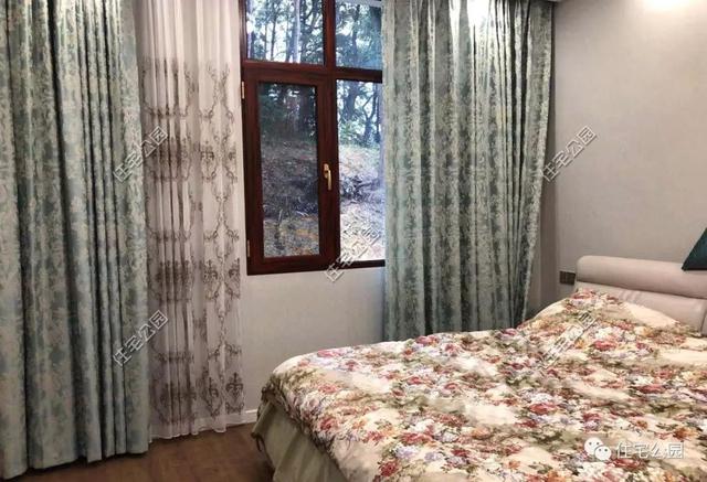 為了回老家工作的女兒，江西父母建三層別墅，小院裝修全做好120萬