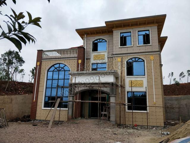 湖南郝總自建15X15米農村三層別墅，才花了45萬，宅地臨路，布局完美！