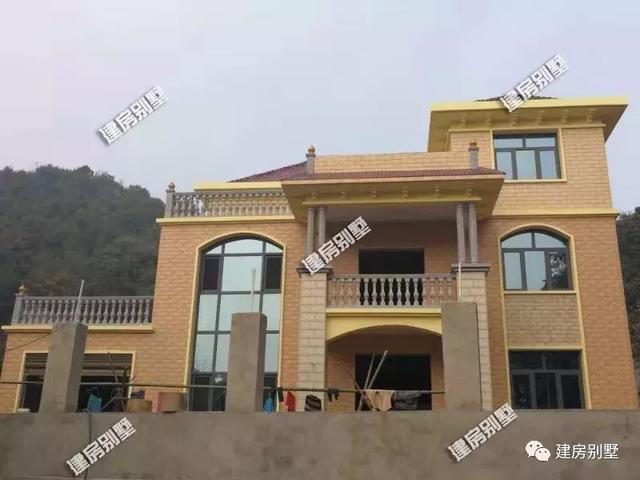 曬曬我新建的三層別墅，50萬全部完工，鄰居家根本沒法比