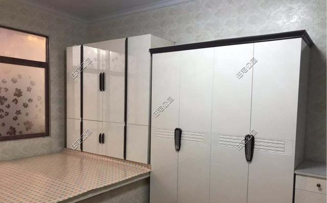 遼寧小伙為父母蓋養老別墅，保溫、地暖、火炕房全都有，只花了30萬！