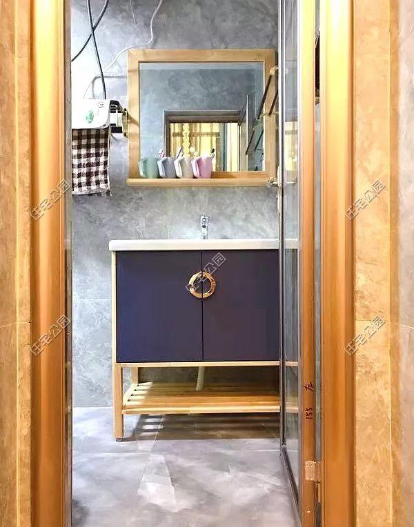 為父母養老，湖南兄妹在農村老家修建三層別墅，主體裝修一個花了80萬