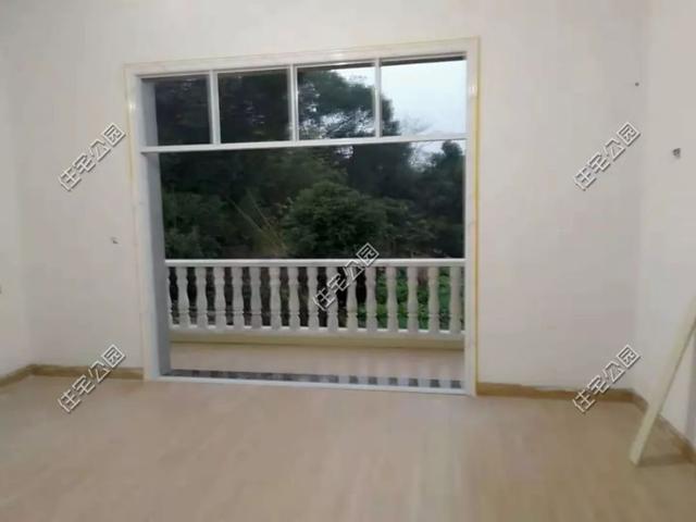 為了落葉歸根，湖南兄弟倆回鄉下建別墅，各自花了60萬，享受田園生活