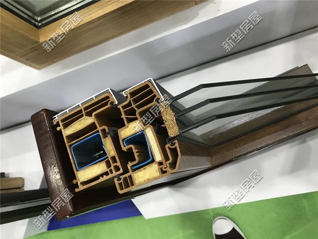 想修建輕鋼別墅？先搞清楚構(gòu)建、樓板、外墻和取暖這4個問題！