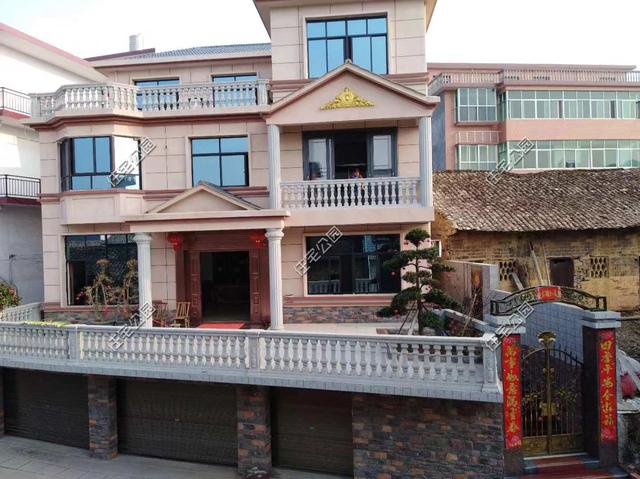 這棟江西別墅主體加裝修才花了85萬，主要是趕上了好時機，性價比太高了