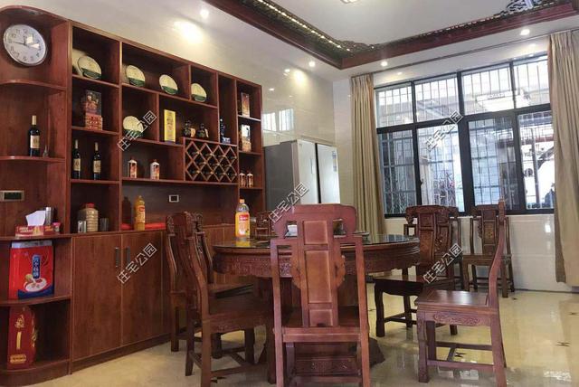 這棟江西別墅主體加裝修才花了85萬，主要是趕上了好時機，性價比太高了