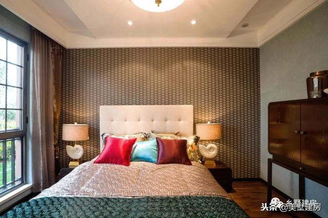 12.3X10.4米三層歐式樓房設計圖，超大落地窗戶挑空大客廳+大露臺！