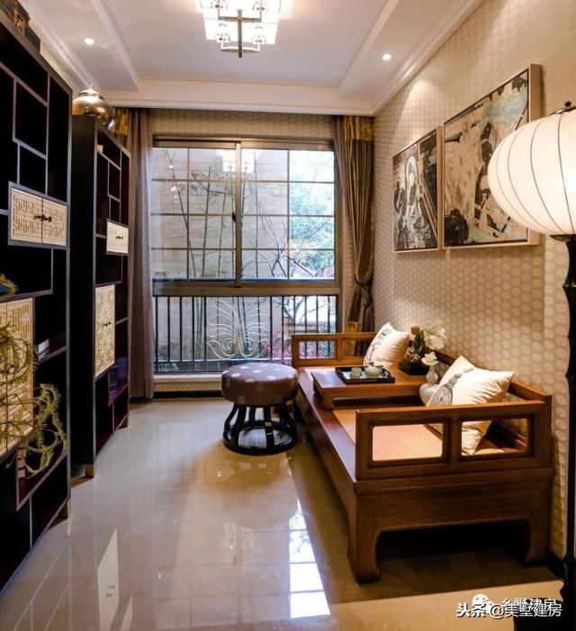 12.3X10.4米三層歐式樓房設計圖，超大落地窗戶挑空大客廳+大露臺！