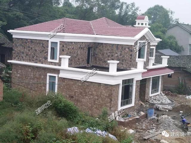 二層農村田園別墅設計圖，花20萬就能享受大自然的靜謐。