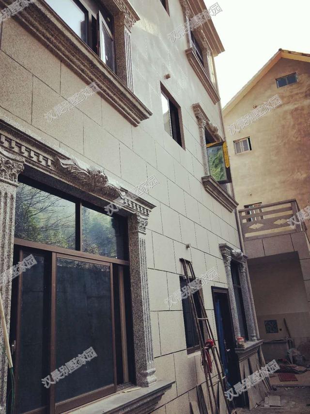 占地117平的三層別墅設計圖，帶車庫，帶實景效果圖，小戶型中的精品！