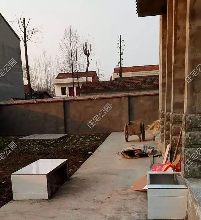 湖北農(nóng)村40萬自建2層框架別墅設(shè)計(jì)圖，包工價(jià)240每平。