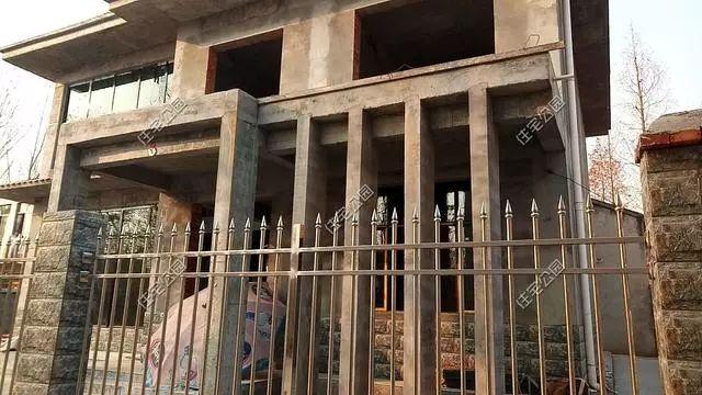 湖北農(nóng)村40萬自建2層框架別墅設(shè)計(jì)圖，包工價(jià)240每平。