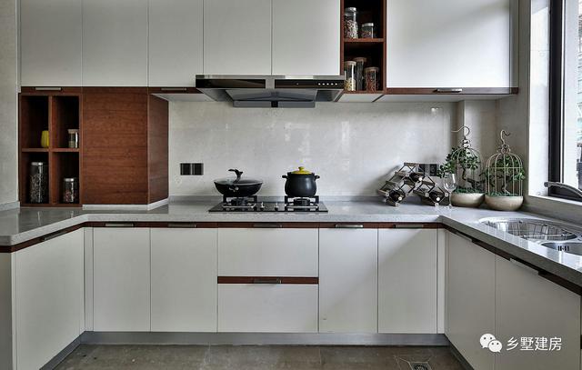 經濟實惠的中式四合院別墅設計圖，簡潔、耐看