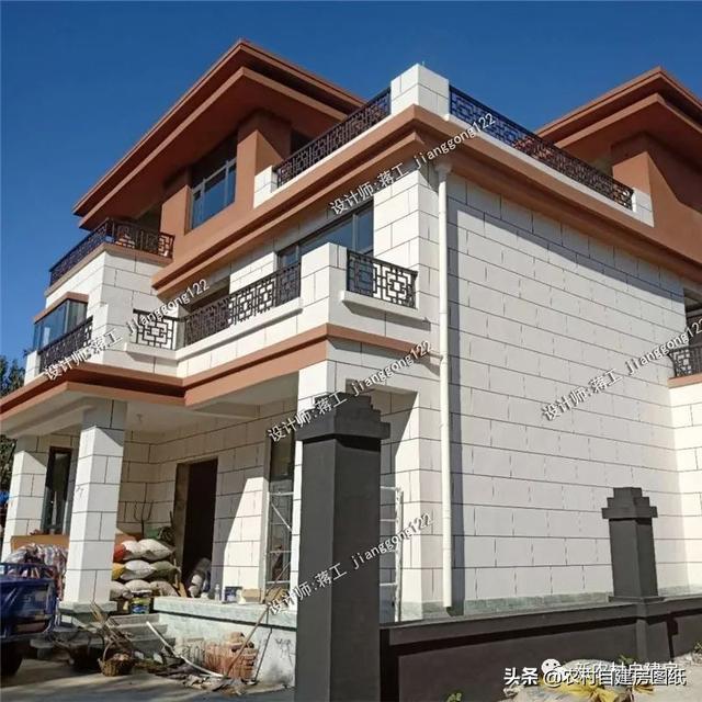 120平的三層別墅設計圖，2款案例25萬和35萬，時尚和經典中式你建哪款？