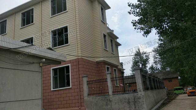 經(jīng)典氣派農(nóng)村別墅設(shè)計(jì)圖，13.1X11.4米，提高了居住的安全舒適性