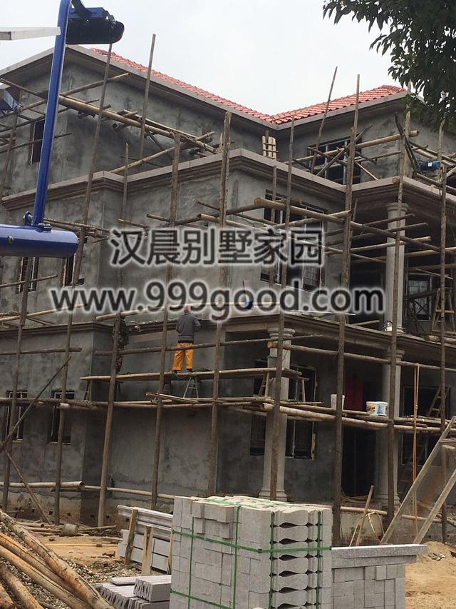 經(jīng)典氣派農(nóng)村別墅設(shè)計(jì)圖，13.1X11.4米，提高了居住的安全舒適性