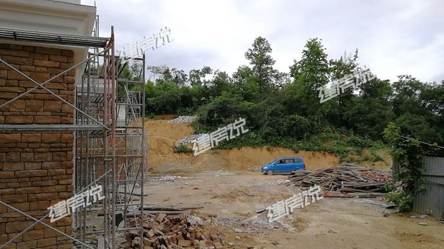 二層框架農村自建房，25萬建村里一棟，人人看了都羨慕。