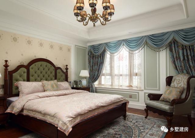 三層別墅，大氣婉約，精致絕美，露臺層層疊加，越看越喜歡。