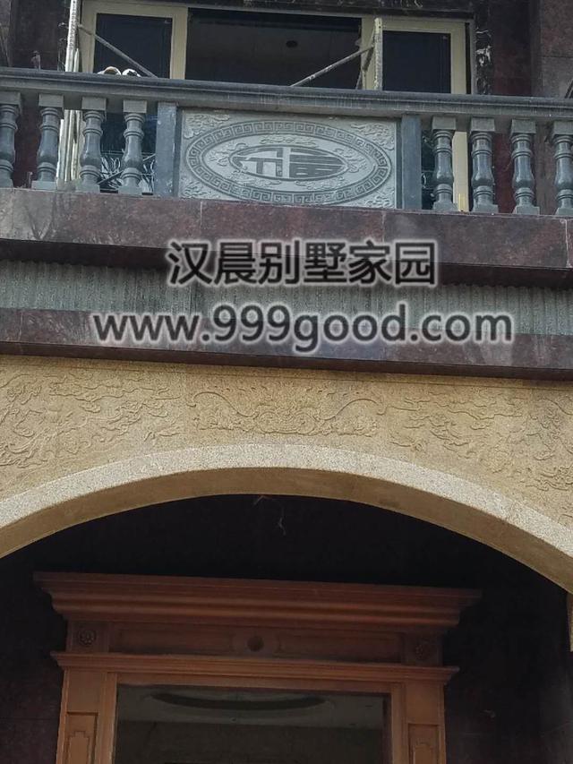 占地131平三層農村自建房，兩種外觀配色方案，無論哪種都是不易過時。