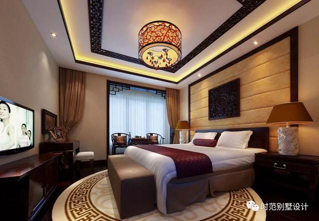 二層鄉村歐式小樓設計圖，溫馨舒適，帶車庫，方便出行。