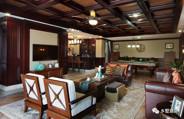 46萬三層歐式別墅設(shè)計(jì)圖，外觀精致漂亮，看了都心動(dòng)。