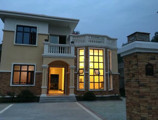 二層經典農村自建房，火爆了全村，建一棟，能成為全村模仿對象。