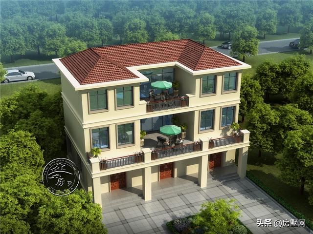 三層簡歐別墅設計圖，處在低洼地段，看看業主是如何解決的。