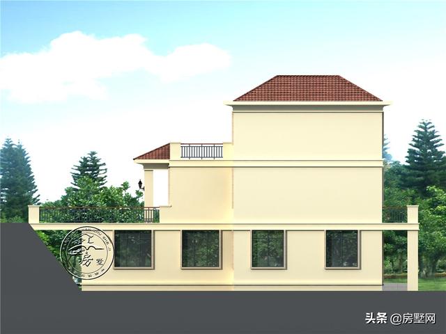 三層簡歐別墅設計圖，處在低洼地段，看看業主是如何解決的。