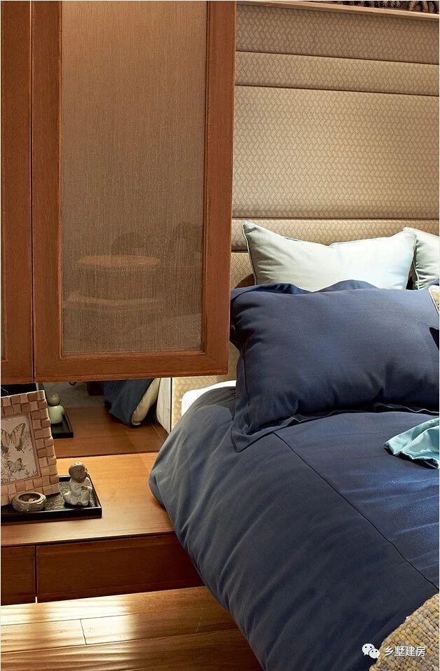 帶半地下室的三層簡歐農(nóng)村別墅，戶型方正，典雅大氣，豪華到令人窒息！