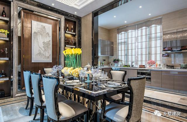 占地90平的三層歐式別墅設計圖，色調溫暖又素雅，南北通透，小宅基地的福音！