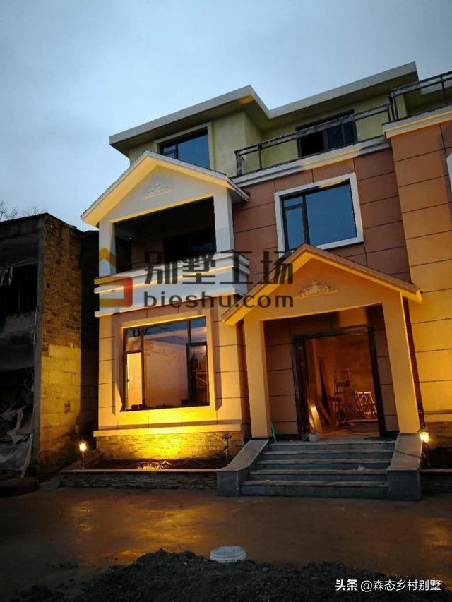 曬曬客戶新建的農村三層小別墅及設計圖，造價40萬能拿下嗎？